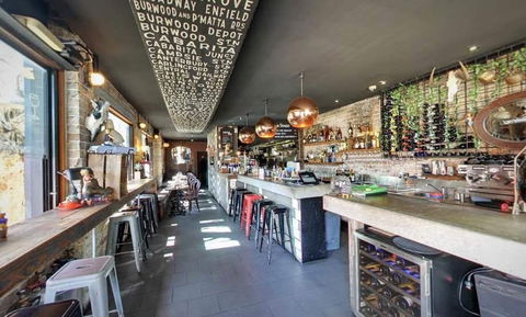 Corner Bar - Go Out 0