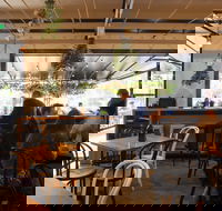 Double Shot - Pubs and Clubs