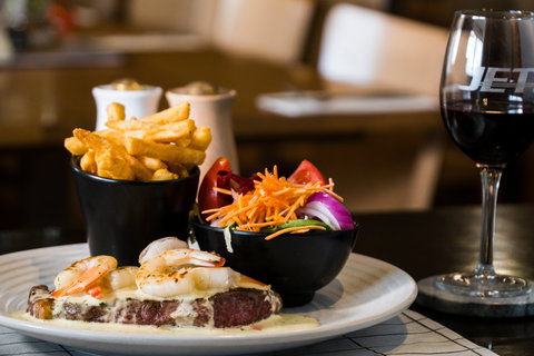 Ipswich Jets Leagues Club - Go Out 0