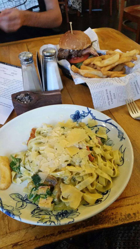 Jamberoo Pub - Pubs and Clubs 0