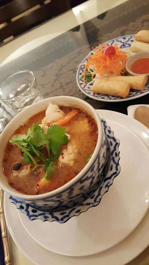 Saeng Thian Thai - Pubs and Clubs 0