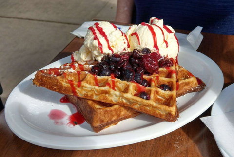 Scoopy's Family Cafe - Go Out 0