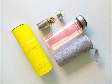 The Rabbit Hole Organic Tea Bar - Go Out 1