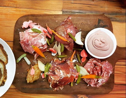 Batavia Cafe - Go Out 6