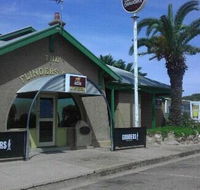 Flinders Rest Hotel - Go Out