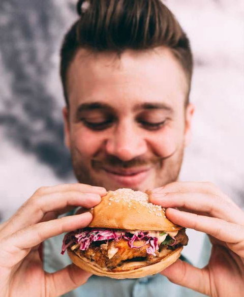 Izzy's Restaurant - Go Out 1