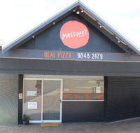 Massimo's Place - Pubs and Clubs