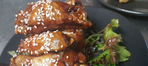 Rozzi's Italian Canteen - Pubs and Clubs 3