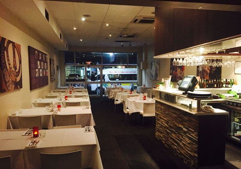 Roshni Indian Restaurant - Go Out 14