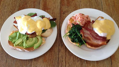 Bean And Barrow - Go Out 4