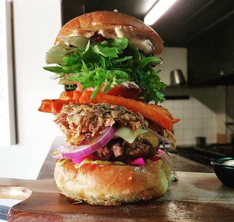 Baan Thai - Go Out 13