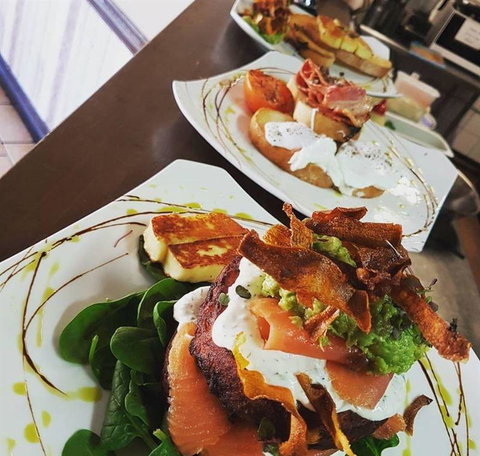 Baan Thai - Go Out 7