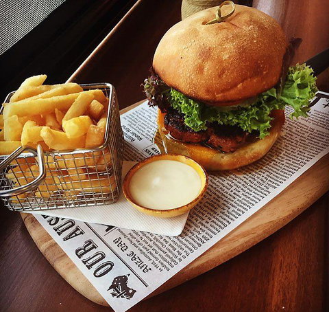 Agatha's Licensed Cafe - Go Out 5