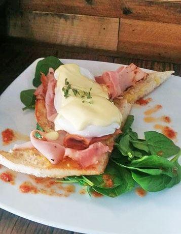 Blue Jay Cafe - Pubs and Clubs 15