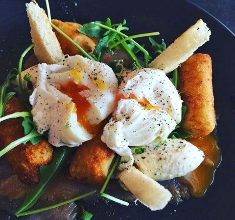 Flics Kitchen - Pubs and Clubs 6