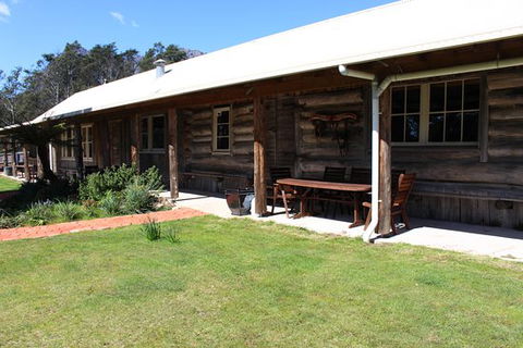 The Old Black Stump Restaurant & Function Room - Go Out 0