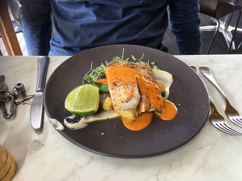Wise Vineyard Restaurant - Pubs and Clubs 0