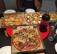 Pizza Pastaria - Pubs and Clubs