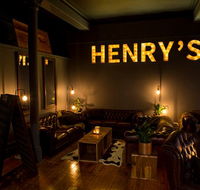 Henry's Bar  Restaurant - Pubs and Clubs