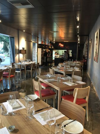 Zev's Bistro - Pubs and Clubs 0