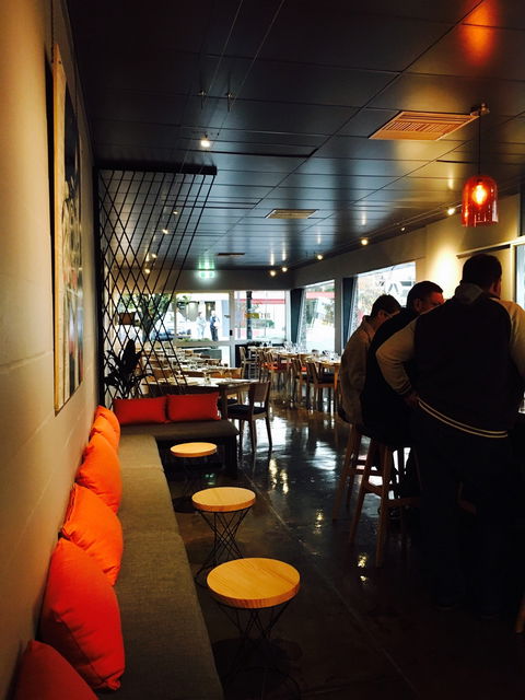 Zev's Bistro - Pubs and Clubs 2