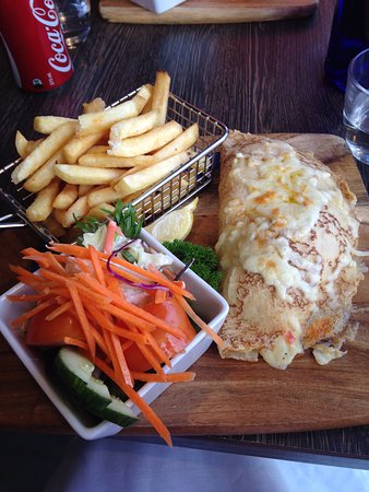 POSEIDON Restaurant - Go Out 0