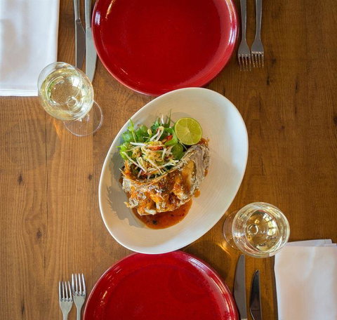 The Sunken Monkey - Pubs and Clubs 9