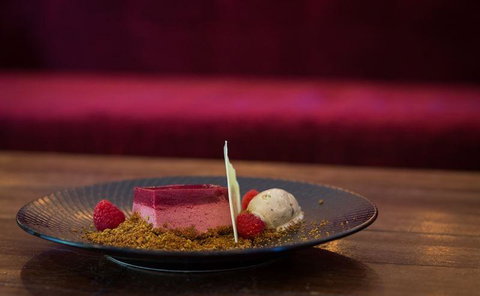 The Sunken Monkey - Pubs and Clubs 11