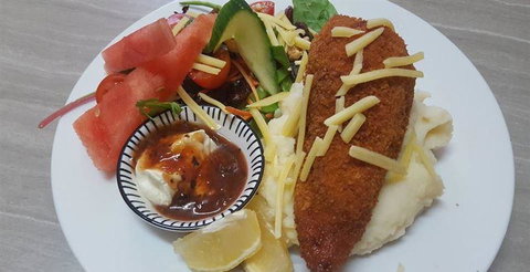 Bethungra Olde School T-House - Go Out 1