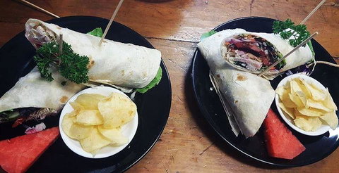 Bethungra Olde School T-House - Go Out 8