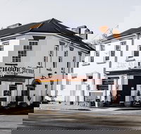 Clarendon Arms Hotel - Go Out