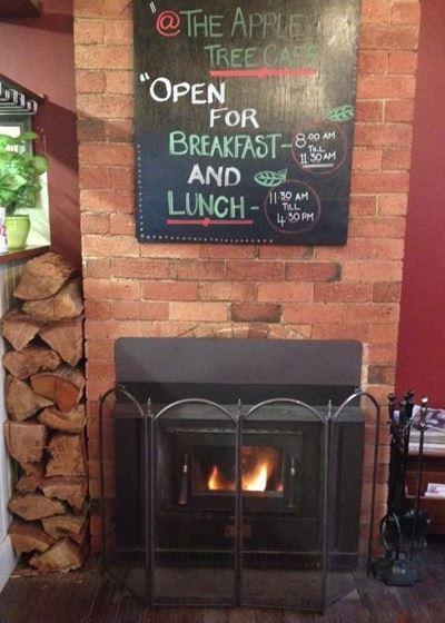 The Apple Tree Cafe - Pubs and Clubs 6