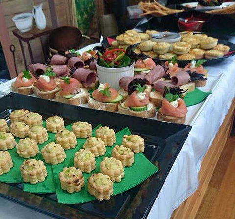 The Apple Tree Cafe - Pubs and Clubs 7