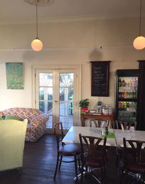 The Apple Tree Cafe - Pubs and Clubs 8