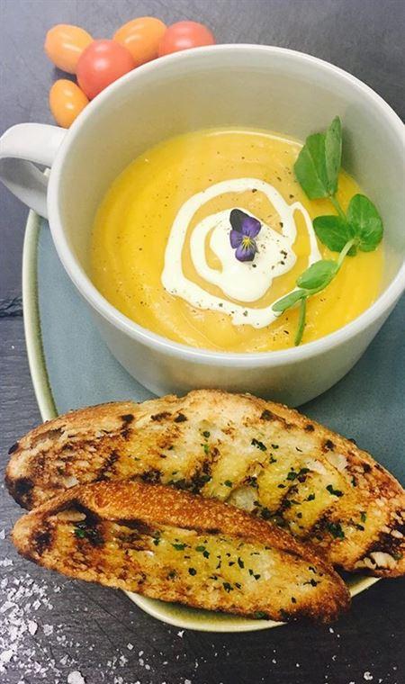 Maximilians On The Waterfront - Go Out 4