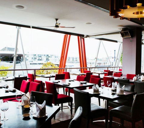 Aurora Ozone Hotel Restaurant - Go Out 6