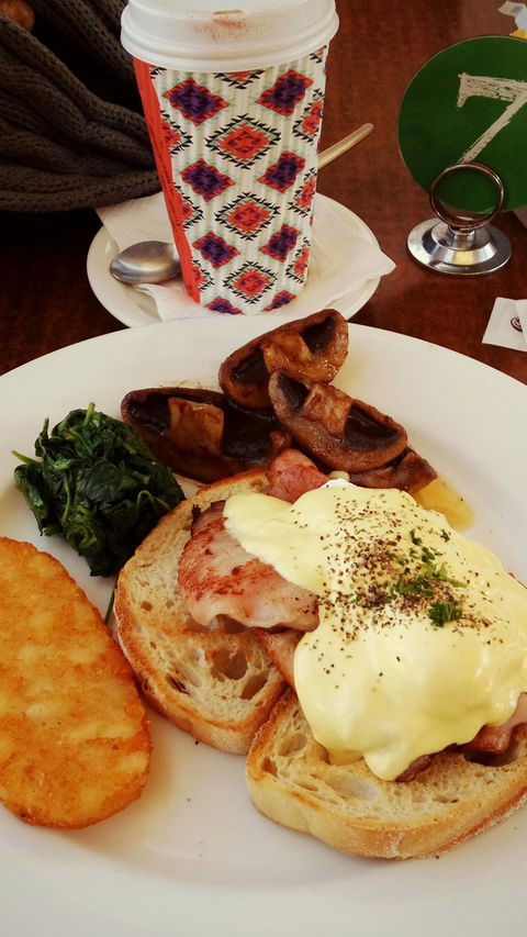 Cafe 65 - Pubs and Clubs 11