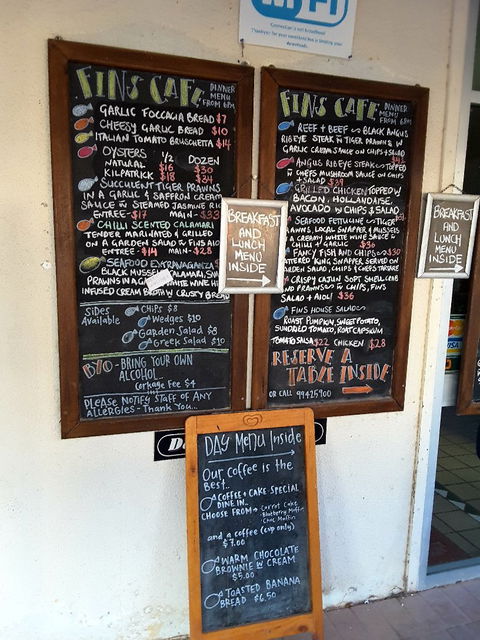 Fins Cafe - Pubs and Clubs 3