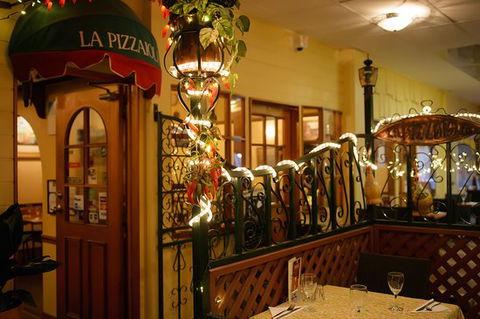 La Pizzaiola - Pubs and Clubs 0