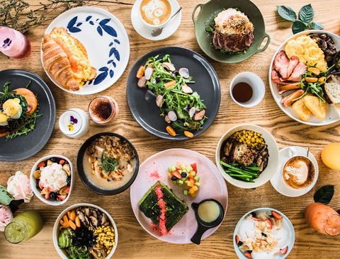 Meet Mica - Go Out 0