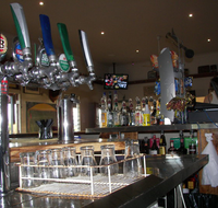 Currajah Hotel - Pubs and Clubs