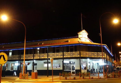 Castlereagh Hotel - Go Out 0