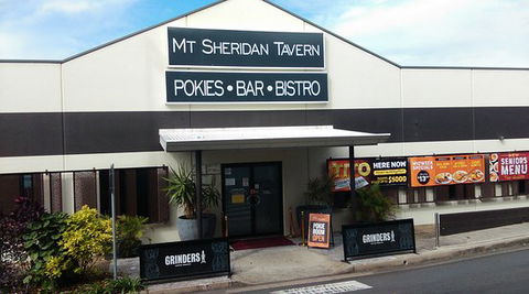Mt Sheridan Tavern - Pubs and Clubs 0