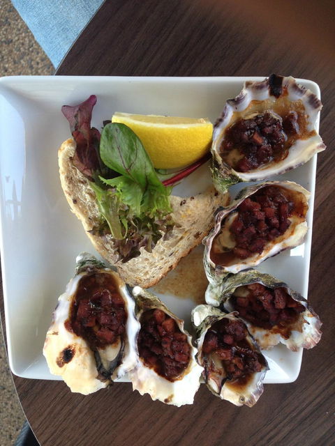 Oyster Bar Darwin - Pubs and Clubs 5