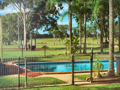 Susan River Homestead Adventure Resort - Pubs and Clubs 2
