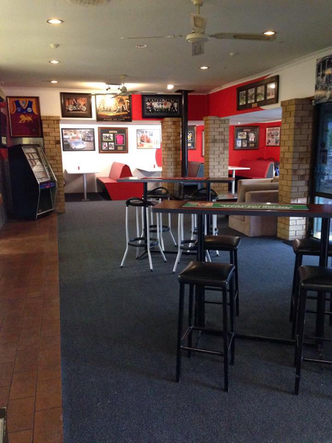 The Back Page Sports Bar & Grill - Go Out 0