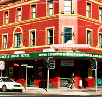 The Coach  Horses Hotel - Go Out