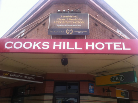 Commonwealth Hotel - Go Out 2