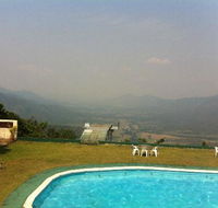 Eungella Chalet - Go Out