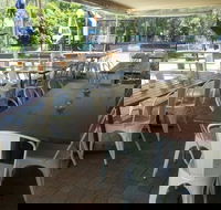 Bonny Hills Beach Hotel - Pubs and Clubs